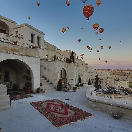 Phocas Cave Suites 3*