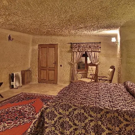 Phocas Cave Suites 3* Çavuşin