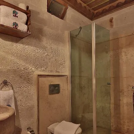 Phocas Cave Suites Hotel Çavuşin