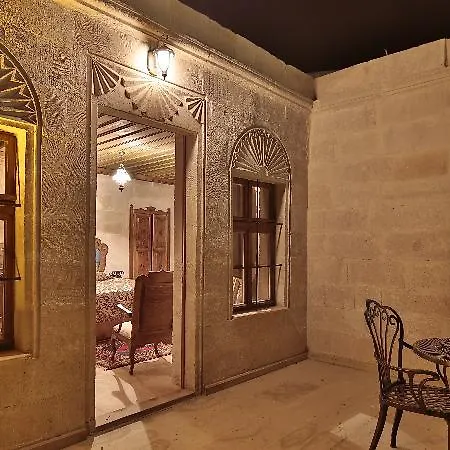 Phocas Cave Suites