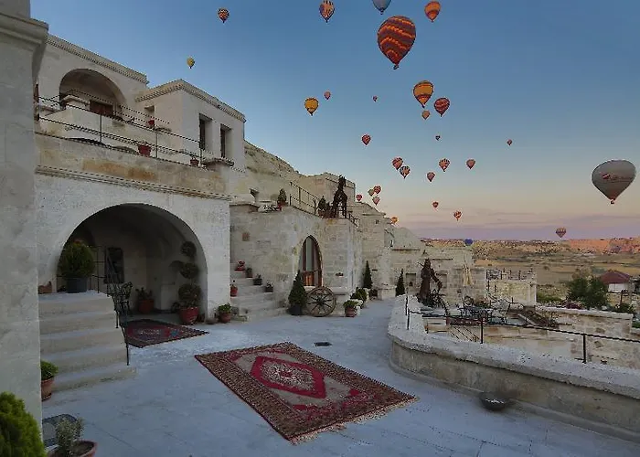 Phocas Cave Suites 3*