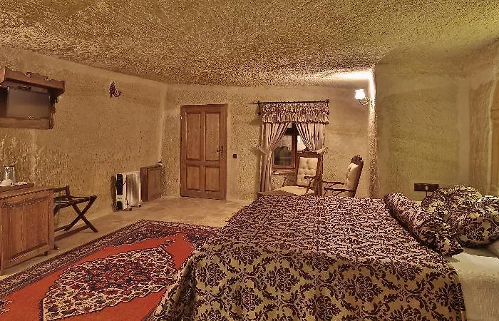 Phocas Cave Suites 3* Çavuşin