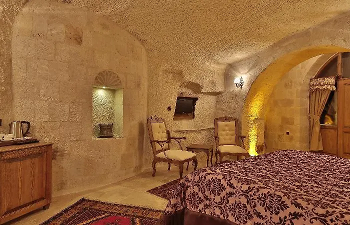 Отель Phocas Cave Suites
