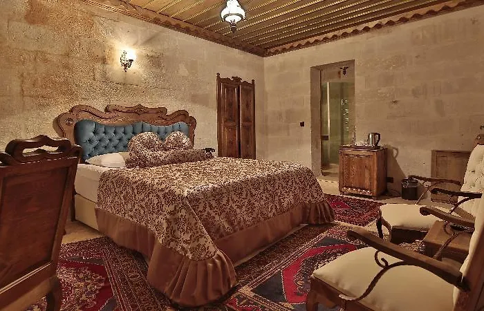Phocas Cave Suites Отель